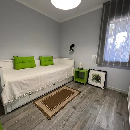 Estrella فيلة يوريت دي مار